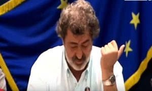 Ανευ προηγουμένου επεισόδιο στο υπουργείο Υγείας με δημοσιογράφους (video)