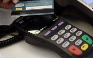 e-πληρωμές: Τι αλλάζει με τις αποδείξεις, για πολίτες και επιχειρήσεις