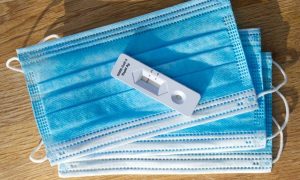 Rapid test: Διευκρινίσεις για την υποβολή υπεύθυνης δήλωσης στο «ΕΡΓΑΝΗ»