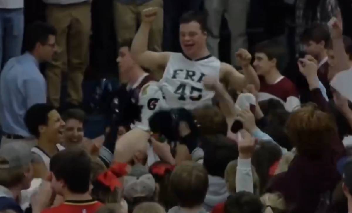 Το Buzzer Beater της... δύναμης ψυχής του μικρού Ρόμπερτ (video)