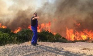 Ρόδος: Οριοθετήθηκε η φωτιά – Παραμένουν ισχυρές δυνάμεις στην περιοχή