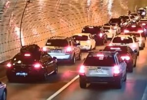 Δείτε πως αντιδρούν οι οδηγοί στην Ν. Κορέα όταν συμβαίνει ατύχημα! (vid)