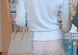 See Through Skirts: Η νέα… γυμνή μόδα που κάνει θραύση στην Ιαπωνία (photos)