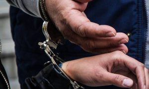Φρίκη: Αστυνομικός κακοποίησε σεξουαλικά 14χρονη