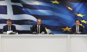 Κορονοϊός: Νέα οικονομικά μέτρα – Τι θα γίνει με δάνεια, δώρο Πάσχα και επίδομα 800 ευρώ