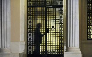 Σήμερα ορκίζεται η νέα κυβέρνηση