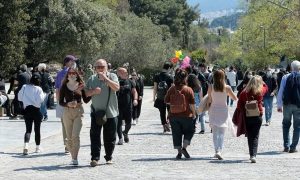 Απαγόρευση κυκλοφορίας: Ολική ανατροπή με το SMS στο 13033 – Τι ισχύει από Δευτέρα