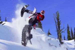 Αν είσαι fan των extreme sports πρέπει να δεις το snowbiking (video)
