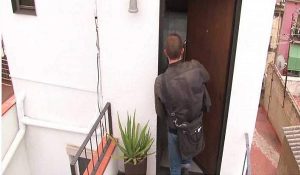 Αγόρασε έναν περιστερώνα 24 τ.μ. και όλοι τον κορόιδευαν – Όταν δείτε τι έκανε θα πάθετε πλάκα (vid)