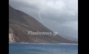 Κυκλώνας Ζορμπάς: «Πιάστηκε» στην κάμερα στρόβιλος στα Σφακιά (video)