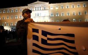 Συγκεντρώσεις κατά της λιτότητας σε Σύνταγμα και Θεσσαλονίκη