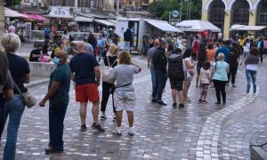 Νέα μέτρα: Με 10 ευρώ τα τεστ για τους ανεμβολίαστους – «Κλειδί» η μάσκα για το εύρος του μπλόκου