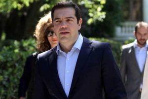 Ο Τσίπρας «δείχνει» την έξοδο σε Βαρουφάκη και Αριστερή Πλατφόρμα