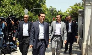 Πρόωρες εκλογές: Στον Παυλόπουλο ο Νίκος Παππάς – Κρίσιμες οι επόμενες ώρες