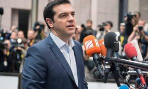 Τσίπρας: Η συμφωνία είναι δύσκολη, αλλά αποτρέψαμε την ασφυξία