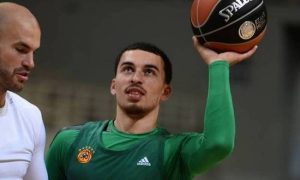 Τζέιμς η… επιστροφή! Δείτε το πρώτο του post μετά τον τραυματισμό του (photo)