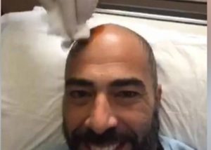 Σοκάρει ο Βαλάντης: Έδειξε live την επέμβαση που έκανε στο χειρουργείο! (vids)