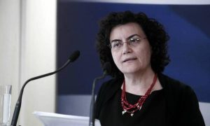 Βαλαβάνη: «Θα κρατήσω την έδρα» – Τι απάντησε στα δημοσιεύματα για τη μητέρα της
