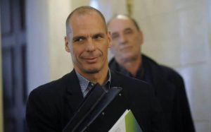 Νέα «τάπα» Βαρουφάκη στον προκλητικό δημοσιογράφο της Wall Street Journal!