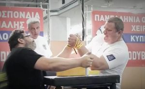 Σάρωσε ο Γιώργος Χαραλαμπόπουλος στο Πανελλήνιο Κύπελλο Χειροπάλης (video)