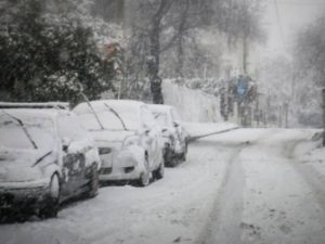 Πλησιάζουν την Αττική οι χιονοπτώσεις! Νέα επιδείνωση καιρού την Τετάρτη…