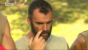 Survivor: Γνωστός τραγουδιστής τρολάρει… βασανιστικά τον Χούτο μέσω Twitter (photo)