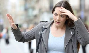 Συχνές ζαλάδες: Ποιες είναι οι πιθανές αιτίες (εικόνες)