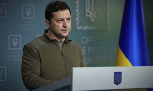 Πόλεμος στην Ουκρανία: «Οχι» Ζελένσκι σε διαπραγμάτευση στη Λευκορωσία