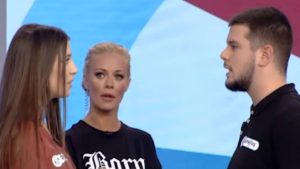 Απίστευτη γκάφα κοπέλας στο Ρουκ Ζουκ: «To μ@@@@ σέρνει;» (video)
