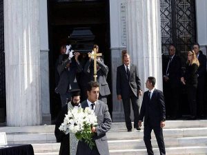 Ολυμπιακός: «Αντίο» σε Τραυλό