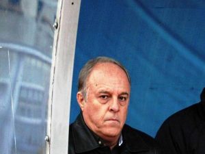 Άρης: Άλυτο το πρόβλημα με Κάμπος, αναζητούν προπονητή
