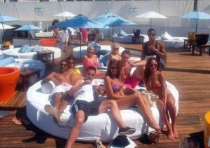 Ο πρώην ποδοσφαιριστής που «έφαγε» 30 εκ. λίρες από τους συναδέλφους του (photos)
