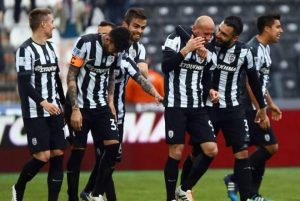 One «Παπ» Show…