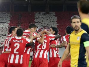 Μαγ(κ)ική… τριάρα
