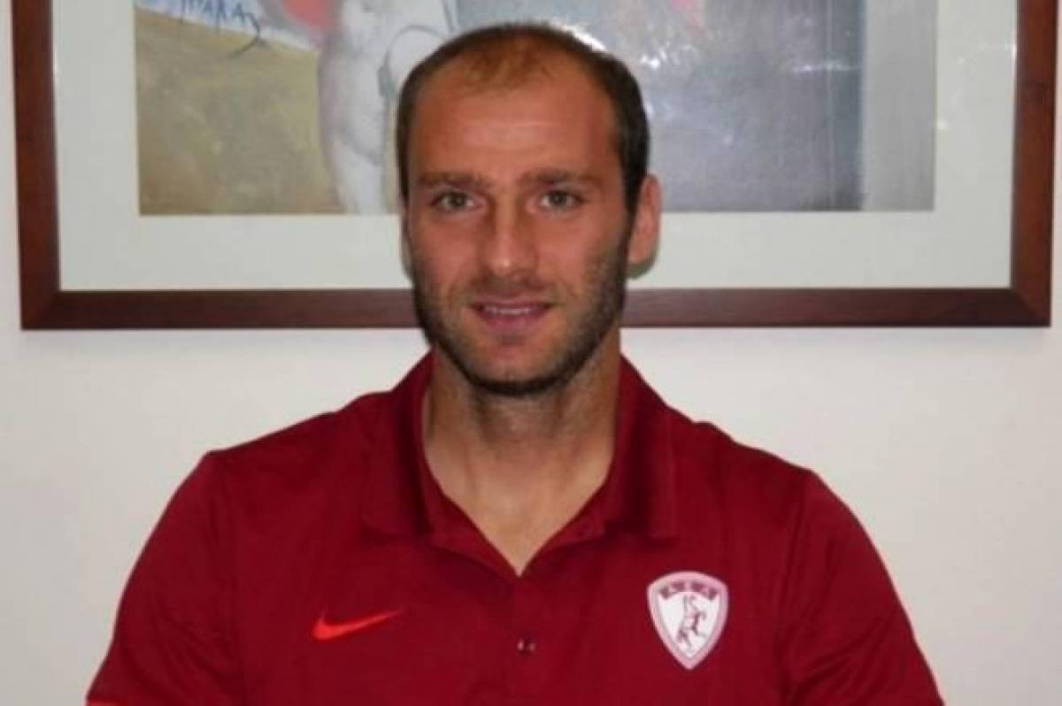 Λεβαδειακός: Μια ανάσα από χαφ και επιθετικό