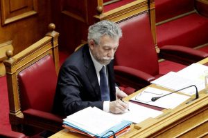 Ρίχνει πρόστιμο στη Super League ο Κοντονής