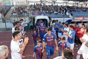 Football League: Άλλοι φιέστα και άλλοι στην… τσίτα