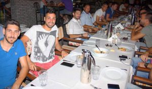 Βέροια: Δείπνο για σύσφιξη σχέσεων (photo)
