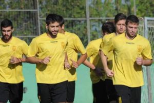 Άρης: Μέσα οι Σουνάς, Σταυρόπουλος