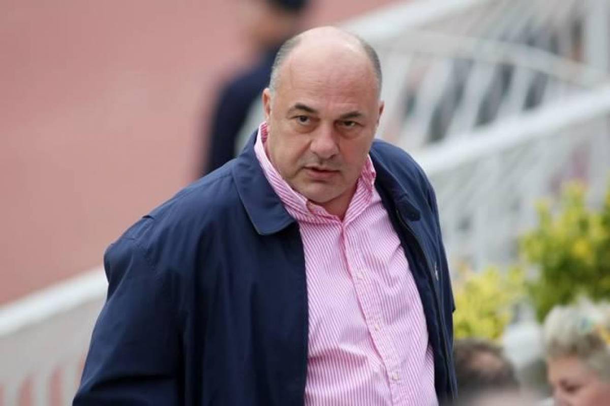 Μπέος: «Δεν υπάρχει μεγαλύτερο λαμόγιο απ’ τον Ζωγράφο»