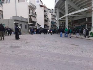 Ξεκίνησε η προσέλευση του κόσμου στη Λεωφόρο