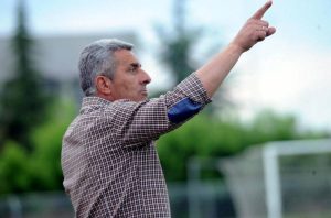 Πανσερραϊκός: Εμπιστοσύνη σε Βασιλακάκη