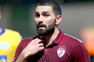 ΑΕΛ: Τελικά… θα μείνει ο Μαρουκάκης