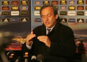 Άναψε κόκκινο η FIFA στην υποψηφιότητα Πλατινί