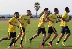Εργοτέλης: «Κιτρινόμαυρος» Μάνος