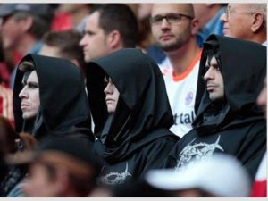 Ποιοι είναι αυτοί οι τύποι; (photos & videos)