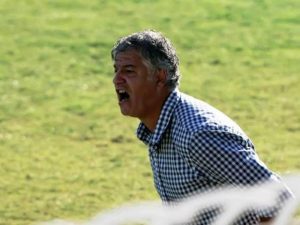 Δύο απουσίες και δύο επιστροφές