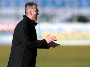 Με στόχο το απόλυτο