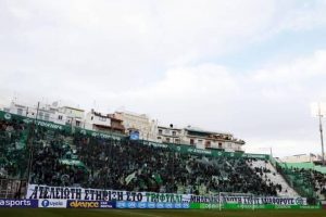 Παναθηναϊκός – Ολυμπιακός: Εισβολή οπαδών στον αγωνιστικό χώρο
