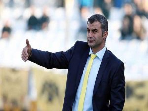 ΑΕΚ: Συζήτηση Δέλλα και παικτών